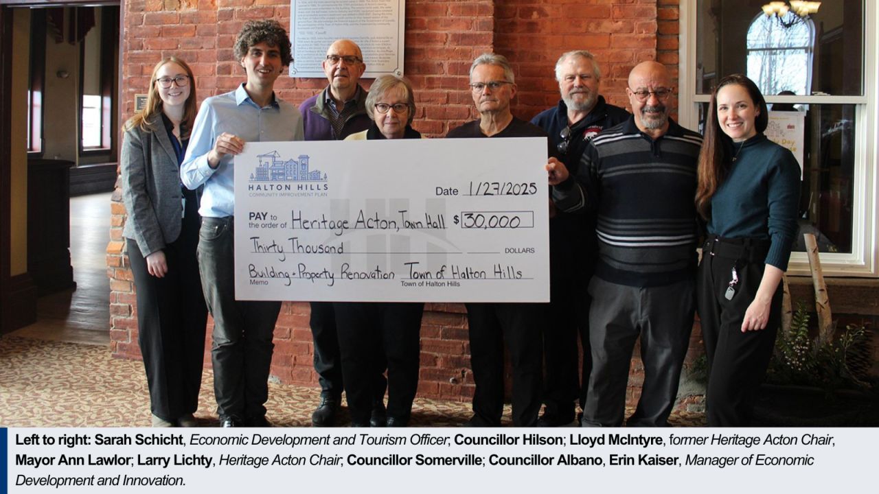 Cheque presentation photo 